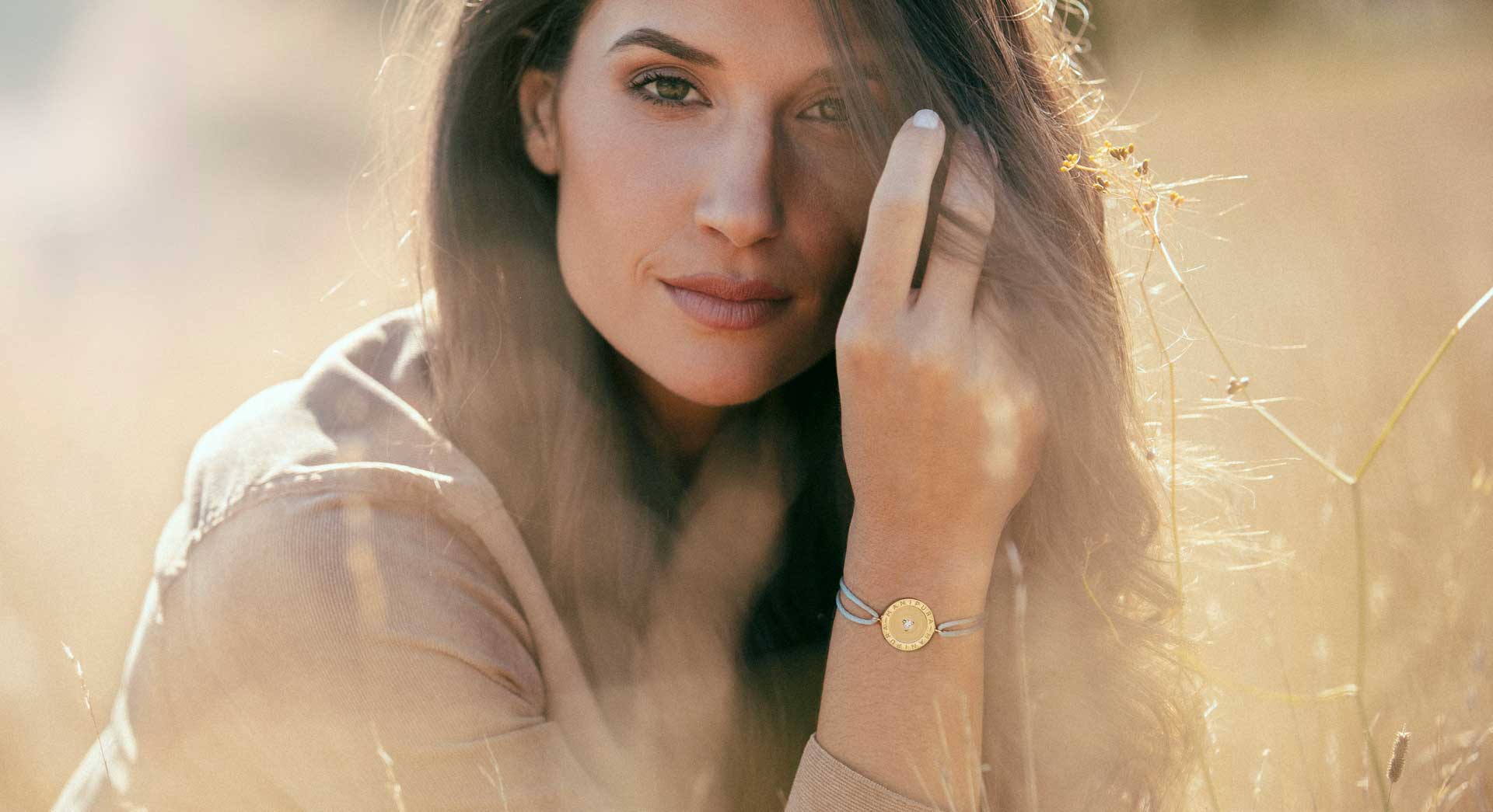 Comment choisir un bracelet en or selon la morphologie du poignet ?