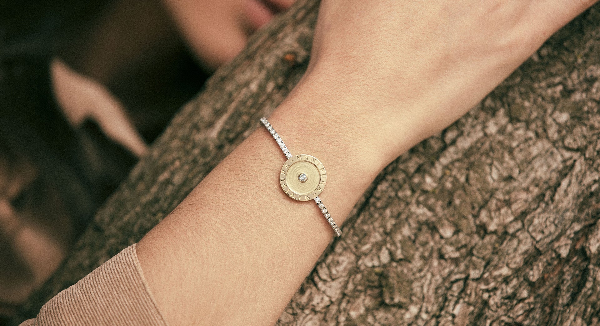 Comment nettoyer et entretenir ses bijoux en or ?